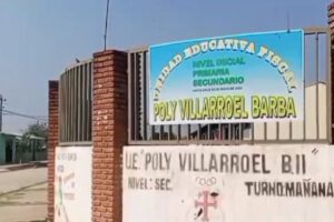 Estudiantes cruceños en condiciones precarias