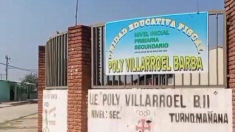 Estudiantes cruceños en condiciones precarias