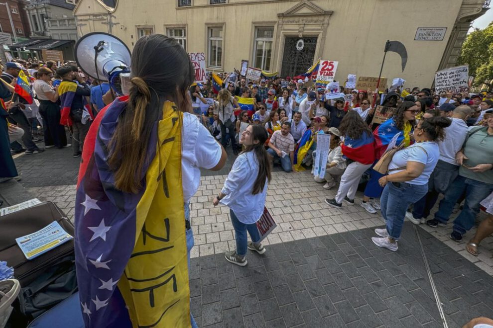 Movilización en Venezuela pide transparencia electoral