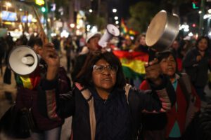 Cacerolazo en La Paz por la falta de dólares y el alza de precios