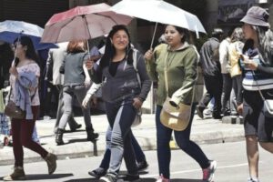 Calor extremo en Bolivia con alerta del Senamhi