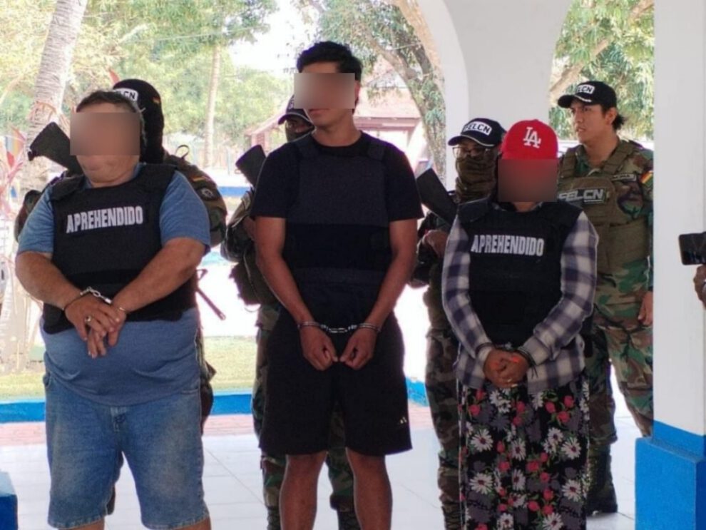 Operativo antidroga en Beni: Felcn aprehende a tres personas con 251 sobres de cocaína