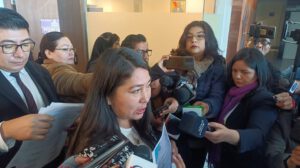 Ley de suspensión de Elecciones Primarias avanza tras firma de diputada García