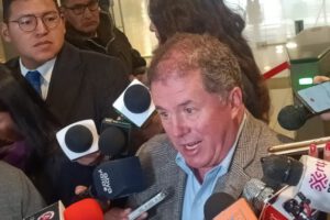 El diputado Miguel Roca exige independencia del Banco Central