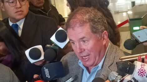 El diputado Miguel Roca exige independencia del Banco Central