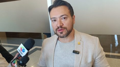 El diputado Alejandro Reyes advierte sobre el Decreto Supremo 5200