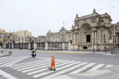 Construcción del tren Lima-Ica en Perú