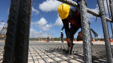 Producción de metales fundidos en México y Brasil