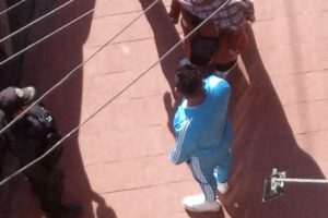 Harold Lora en la vía pública