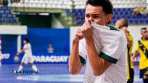 La emoción embarga al jugador boliviano por el triunfo en el Sudamericano Sub-17 de Futsal
