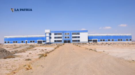 Césped sintético estadio AFO aún no instalado