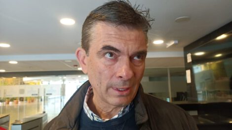 Contrabando de diesel en Bolivia según el senador Rodrigo Paz