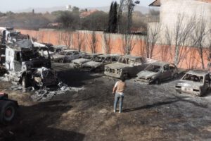 Incendio en Tarija que calcinó más de 60 vehículos