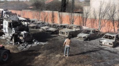 Incendio en Tarija que calcinó más de 60 vehículos