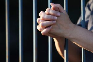 Alarmante situación de las reclusas en Bolivia