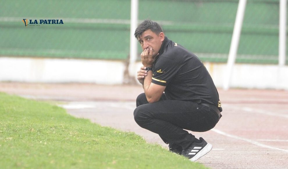 Andrés Marinangeli renuncia tras no lograr sacar a Real Santa Cruz del fondo