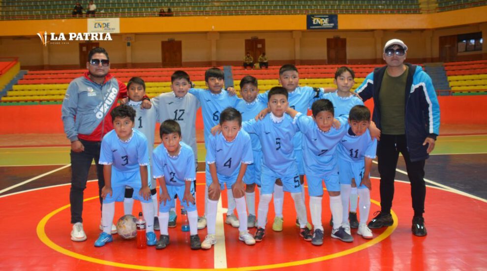 Selección orureña de futsal Sub-10 se prepara para el torneo nacional