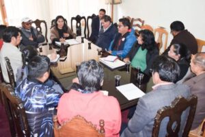 Dificultades en hospitales de Oruro