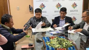Acuerdo con comerciantes de coca en Santa Cruz