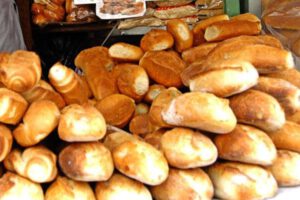 Panificadores reclaman falta de insumos y precios altos