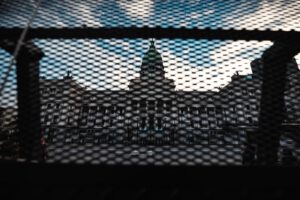 Aumento presupuestario para Inteligencia en Argentina