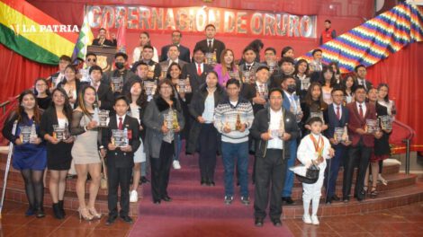 Deportistas de Oruro galardonados con los Faros de Oro y Plata