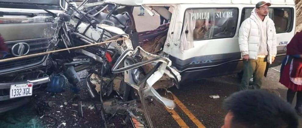 Choque en La Ciénega: un fallecido y ocho heridos tras colisión