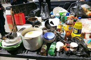 Decomisan alimentos en putrefacción en La Paz