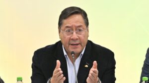 Referéndum propuesto por Arce sobre escaños parlamentarios