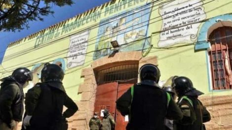 Hacinamiento en penal de San Pedro de Oruro