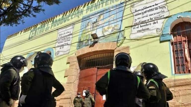 Hacinamiento en penal de San Pedro de Oruro