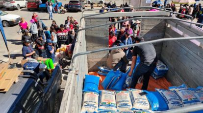 venta móvil de arroz para abastecer a las familias bolivianas