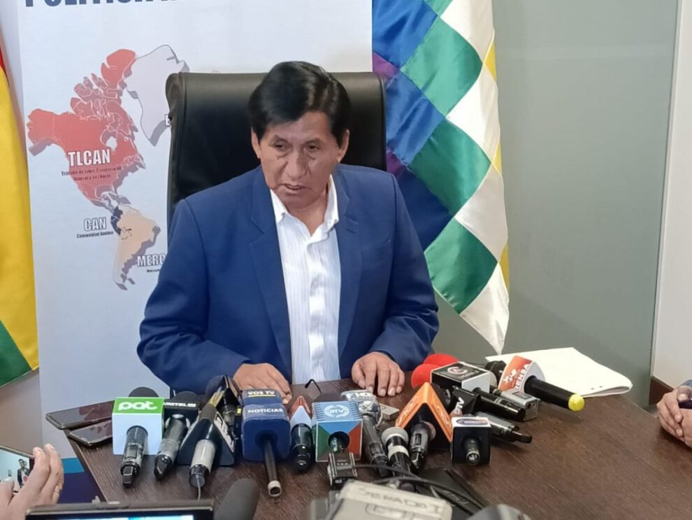 Referéndum en Bolivia solicitado por Félix Ajpi del MAS