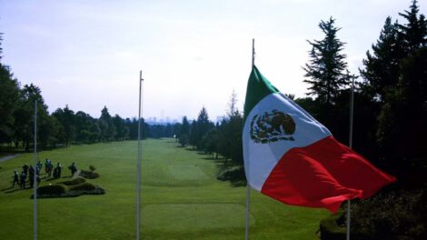 Gala en club de golf de Trump para recaudar fondos por asalto al Capitolio