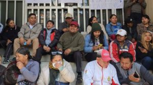 Militantes evistas en Sucre protestan frente al Tribunal Constitucional Plurinacional