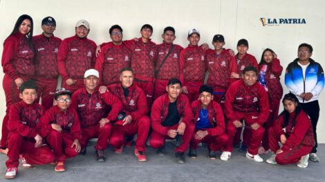 Selección orureña raqueta frontón en certamen nacional