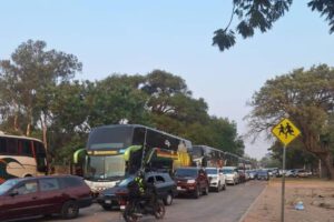 Protesta de choferes de cisternas en Santa Cruz