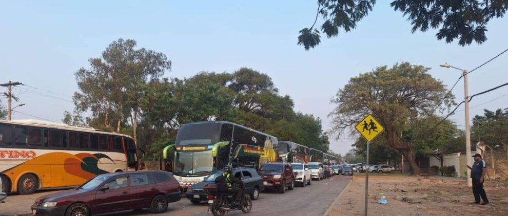 Protesta de choferes de cisternas en Santa Cruz