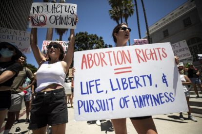 Fotografía de archivo de Donald Trump sobre el aborto