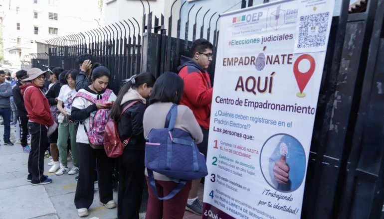 Cobros en empadronamiento Sucre