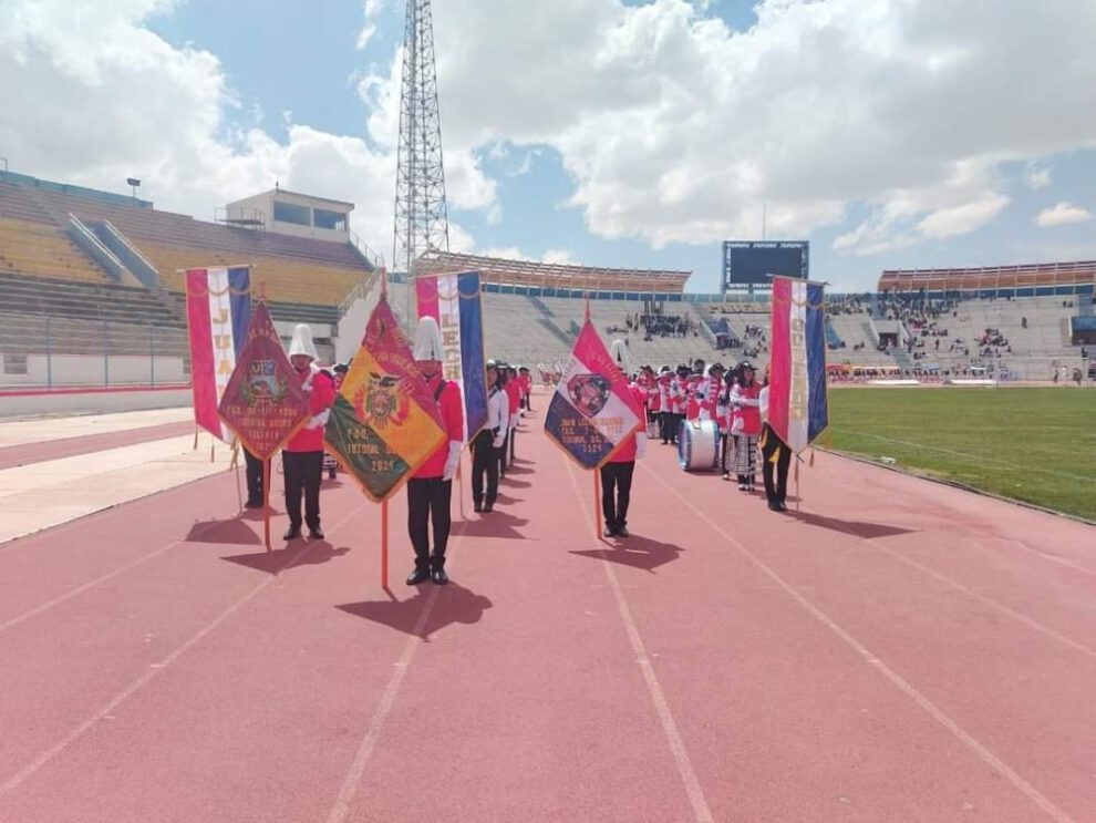 Concurso de Bandas Estudiantiles en Oruro