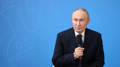 Putin visita Mongolia en medio de tensiones internacionales
