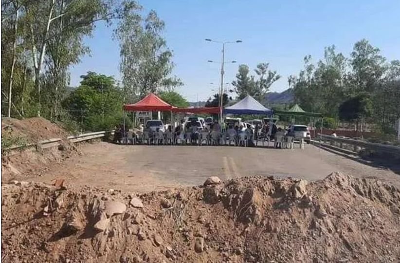 Protesta en Camiri por corrupción en cooperativa de agua