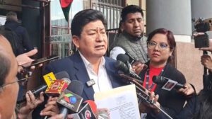Demanda por calumnia presentada por Édgar Montaño