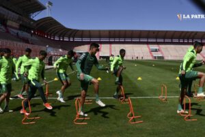 Óscar Villegas busca levantar a la selección boliviana con jóvenes