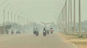 Incendios en Trinidad provocan densa humareda