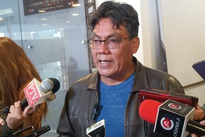 Héctor Arce llama cobarde al ministro Montaño tras denuncia por calumnia e injuria