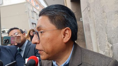 Conflictos internos en partidos políticos según Iván Lima