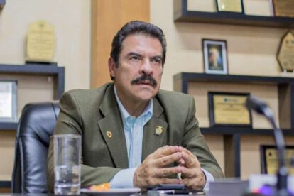 Candidato presidencial Manfred Reyes Villa discute el Censo 2024