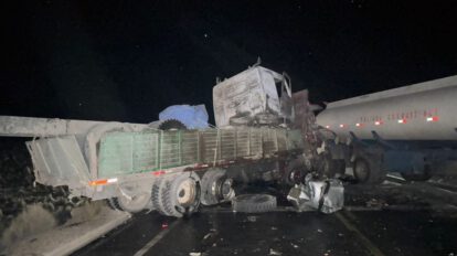 Accidente en Oruro: un muerto y dos heridos en colisión de vehículos pesados